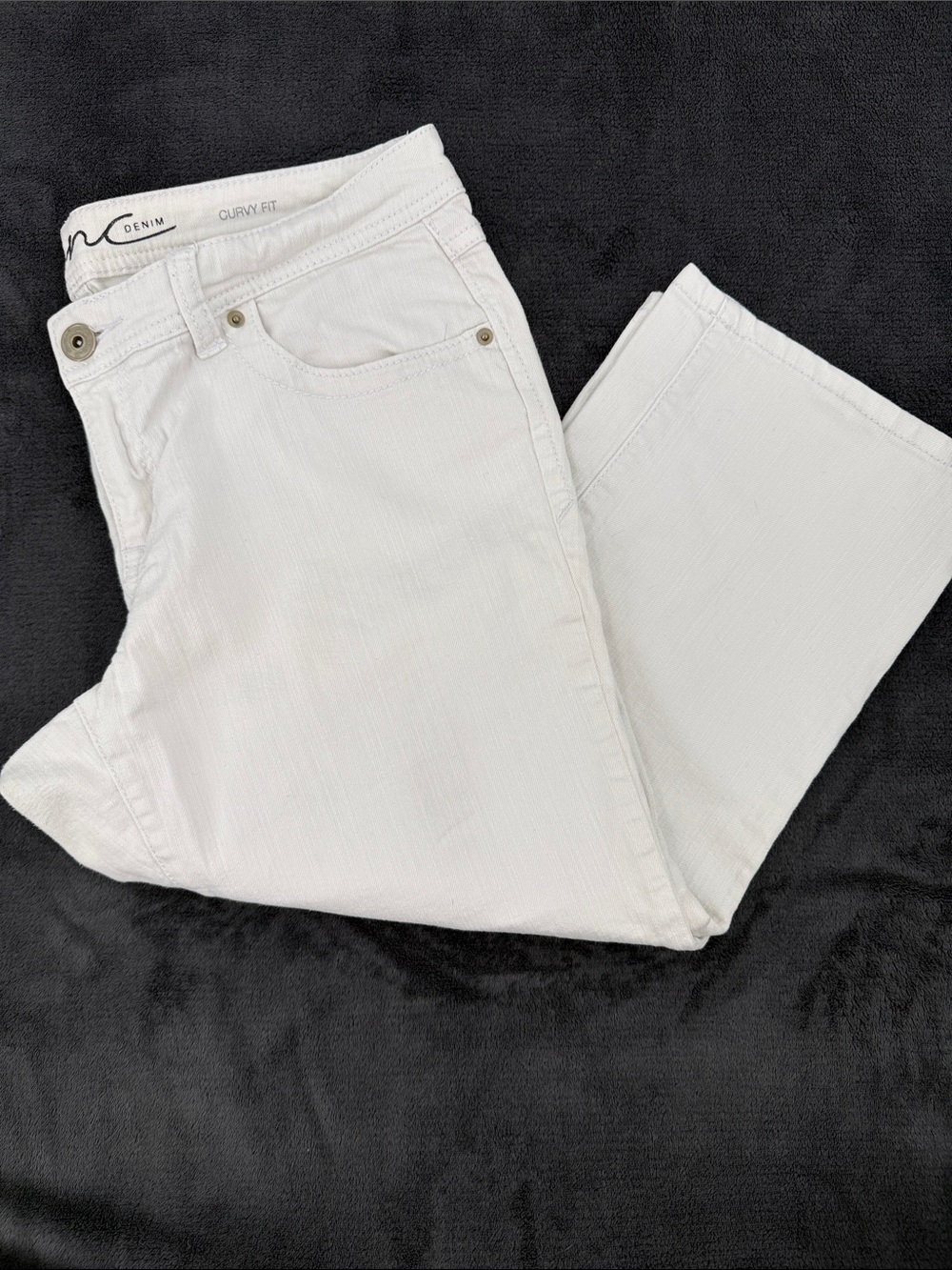 Curvy Fit Straight Leg Women's White Jeans